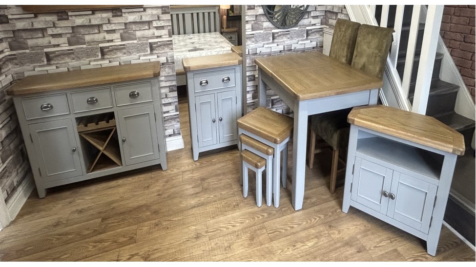 Montrose Living Range